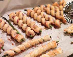 Asperges enrobées de bacon et de pâte feuilletée - Auboutdelalangue.com
